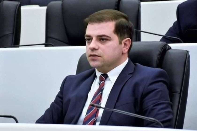 ცოტნე ანანიძე: პოლიტიკოსებისა და ე.წ. ელიტის მოსკოვში ვიზიტები საკუთარ ქვეყანასთან ომის შემდეგ და აქტიური „რუსოფობია“ სხვა ქვეყანასთან ომის ფონზე - ნურავინ გაიკვირვებს, რომ კითხვები ჩნდება, რასაც პასუხი პრემიერმა გასცა