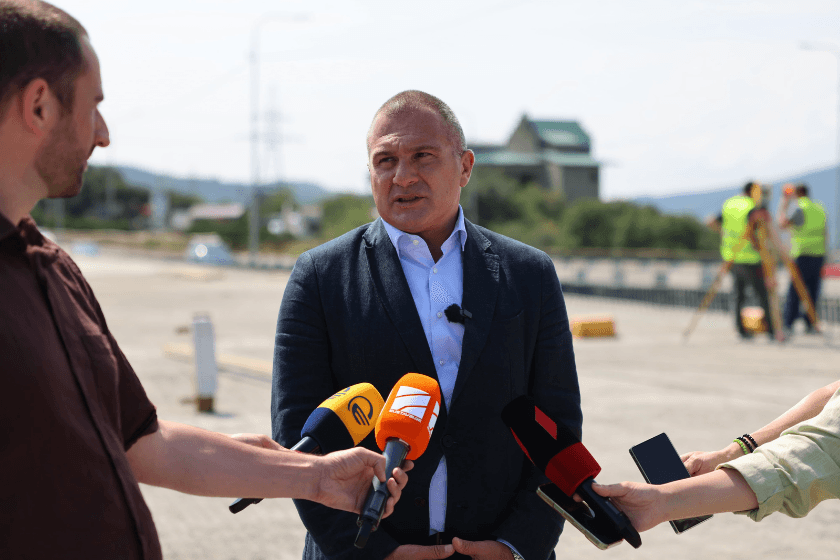 რევაზ სოხაძე: არაგვზე ახალი ხიდის მშენებლობა ინტენსიურად გაგრძელდება, რათა დროებითი შეზღუდვა მაქსიმალურად მალე მოიხსნას