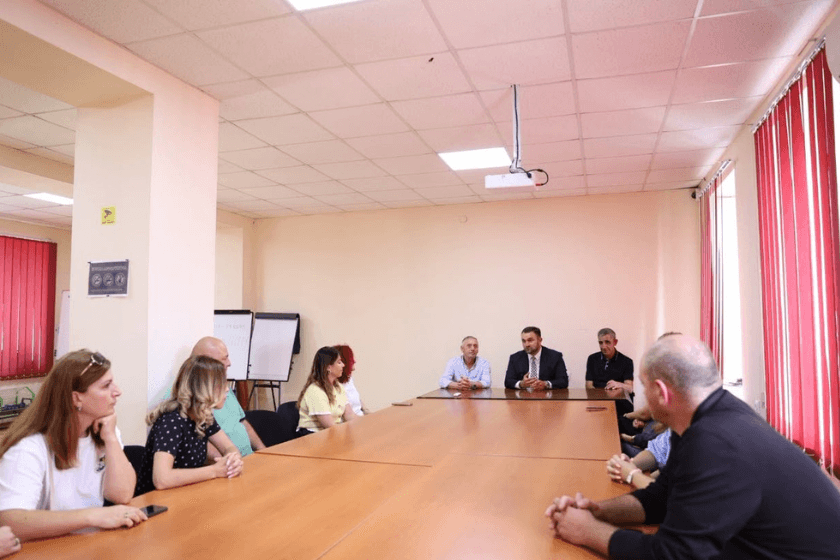 ცესკოს თავმჯდომარემ ქვემო ქართლის საოლქო საარჩევნო კომისიებთან სამუშაო შეხვედრა გამართა
