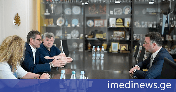 დავით სონღულაშვილი საკვები პროდუქტების მწარმოებელი გერმანული კომპანიის „Develey“ და „მარნეულის სასურსათო ქარხნის“ მფლობელებს შეხვდა