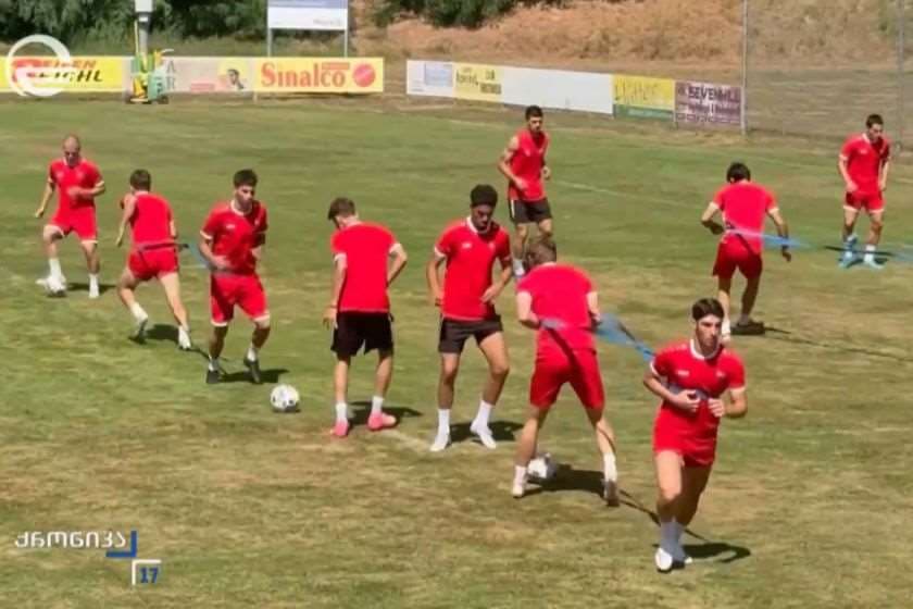 ოქროს ლიგის განახლებული სეზონისთვის მოსამზადებლად თბილისის „ლოკომოტივის“ 19-წლამდელთა საფეხბურთო გუნდი ავსტრიაში იმყოფებოდა