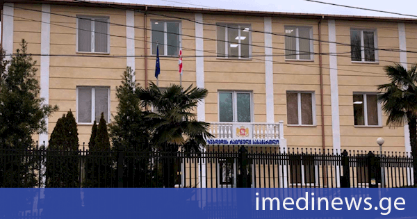 ზუგდიდის რაიონულმა სასამართლომ, ადმინისტრაციულ სამართალდამრღვევებად ცნო მოქალაქეები, რომლებმაც სოციალურ ქსელში სხვადასხვა პირს შეურაცხყოფა მიაყენა