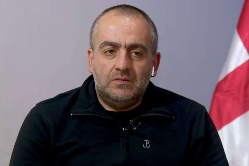 გიორგი გამსახურდია: რომ ვუსმენ ნაირა გელაშვილებს და ლანა ღოღობერიძეებს, ასევე სტაჟიან პუტჩისტებს, სულ ვფიქრობ, რომ მათ ბიძინა ივანიშვილსნაირი სახელმწიფო მოღვაწისებრი ადამიანი, ყოველთვის გაუცხოების საგანი, იყო, არის და იქნება