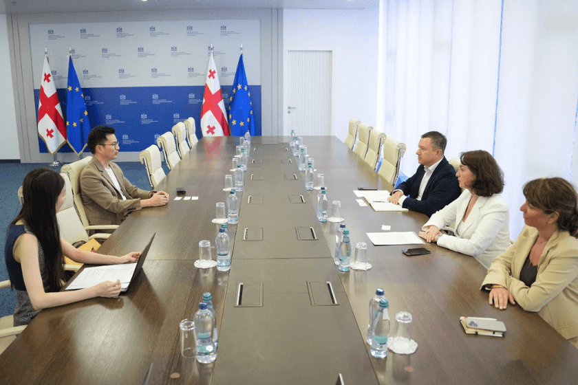 ირაკლი ნადარეიშვილი ჩინური ტექნოლოგიური ჯგუფის Trip.com Group-ის ვიცე-პრეზიდენტს შეხვდა