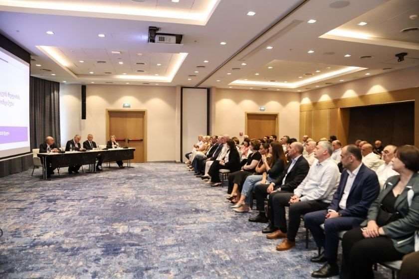 ჯანდაცვის მინისტრი დასავლეთ საქართველოს პირველადი ჯანდაცვის დაწესებულებების წარმომადგენლებს შეხვდა