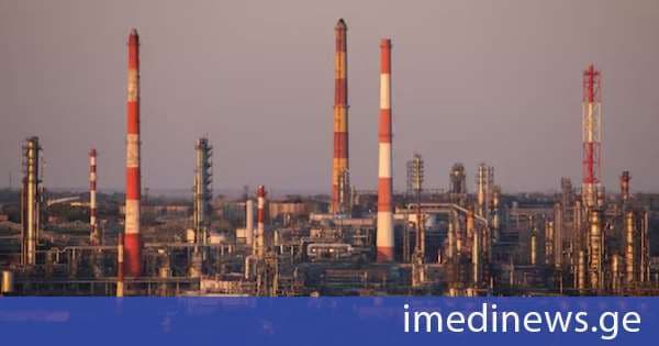 Reuters: რუსეთი 2026 წლის ნავთობის მოპოვების პროგნოზს 17-წლიან მინიმუმამდე ამცირებს