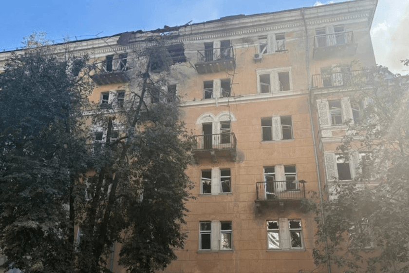 რუსული იერიშის შედეგად კიევში უნივერსიტეტის შენობა დაზიანდა