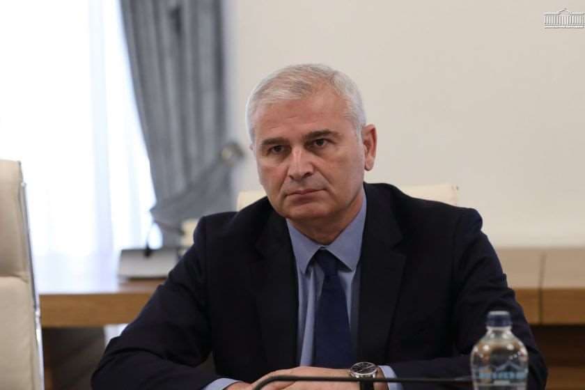 ირაკლი ქადაგიშვილი: „ნაციონალური მოძრაობა“ თავისი შინაარსით ეს არის დესტრუქციული ორგანიზაცია, რომელიც ხელისუფლებაშიც და ოპოზიციაშიც ყოფნის დროსაც მხოლოდ დესტრუქციითაა დაკავებული