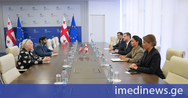 მარიამ ქვრივიშვილმა საქართველოში ამერიკის შეერთებული შტატების ახლადდანიშნულ საქმეთა დროებით რწმუნებულთან, კორტნი ოსტრიანთან გაცნობითი შეხვედრა გამართა