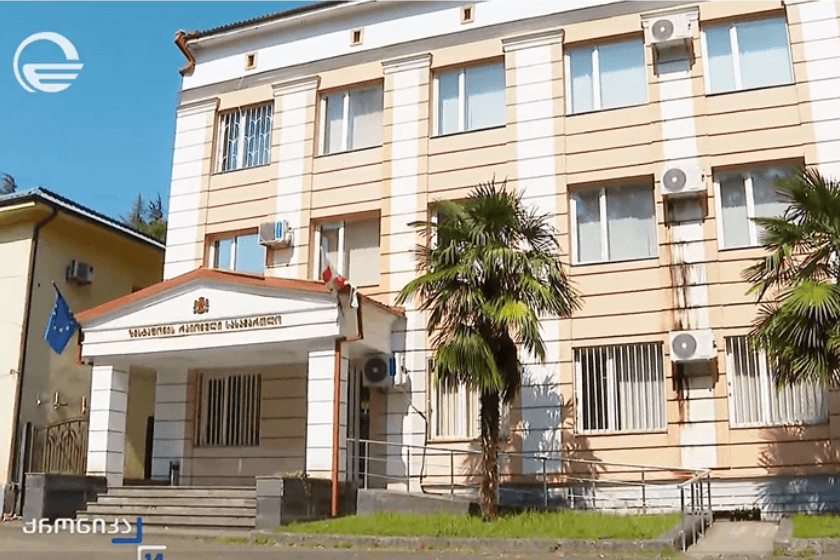 სიძულვილის ენის გამოყენებისთვის ზესტაფონის რაიონულმა სასამართლომ მოქალაქე 1500 ლარით დააჯარიმა