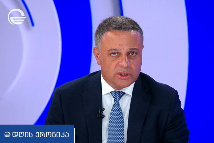 ალუდა ღუდუშაური „გამჭვირვალობის კანონზე“: ყველა ცდილობს, რომ თავისი გავლენის სფეროები შექმნას, გააძლიეროს, გააფართოოს და ა.შ. ეს არის მსოფლიო პოლიტიკის ნაწილი. მაგრამ არის მეორე საკითხი, როგორი იქცევი შენ - პასუხისმგებლობიანი სახელმწიფო და როგორ ახერხებ ამის დაცვას, პრევენციას და სხვადასხვა ღონისძიებების გატარებას ამის საპასუხოდ