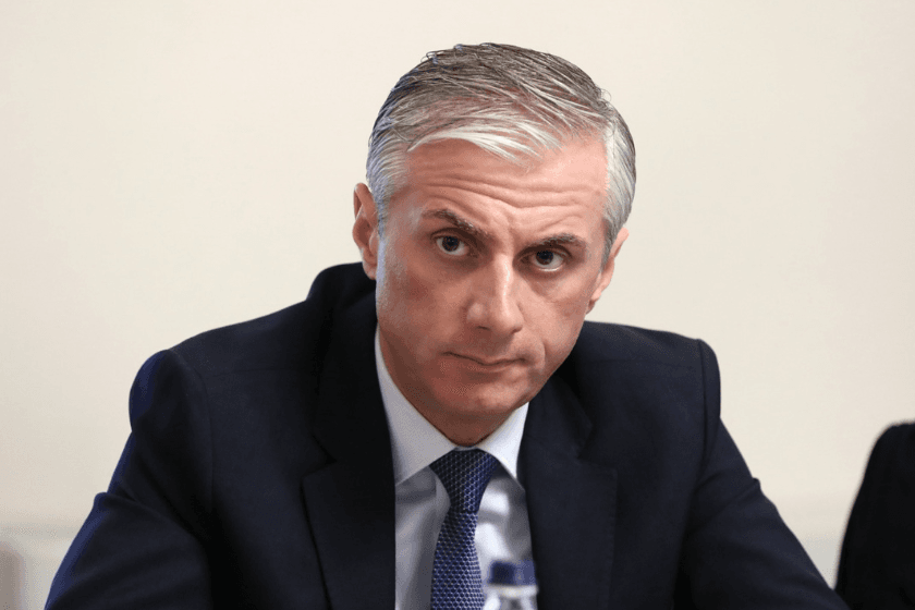 ComCom-ის თავმჯდომარემ გოგა გულორდავამ პარლამენტში 2025 წელს სატელეკომუნიკაციო სექტორში არსებული ტენდენციები წარადგინა