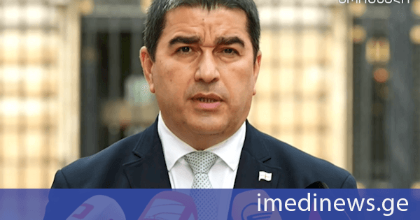 შალვა პაპუაშვილი „კორძის“ კონცერტზე: როდესაც საქართველოს მოსახლეობის უმრავლესობის მაგინებელსა და მონის მწოდებელზე იხარჯება ევროკავშირის, ფული აქ აღარ ვიცი რა კვლევა და ანალიზია საჭირო. ევროკავშირმა უნდა გადაწყვიტოს - ან ის ხდება თანამონაწილე ქართველი ხალხის უმრავლესობის გინების და მონად წოდების ან გაემიჯნება ამ ქცევას