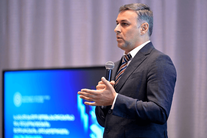 დავით უტიაშვილი: სესხის მომსახურების კოეფიციენტის ეტაპობრივი ცვლილება ხელს შეუწყობს როგორც დაკრედიტების პროცესზე გავლენის შემცირებას, ისე მსესხებლებისთვის ვალის ტვირთის ოპტიმალურ დონეზე შენარჩუნებას