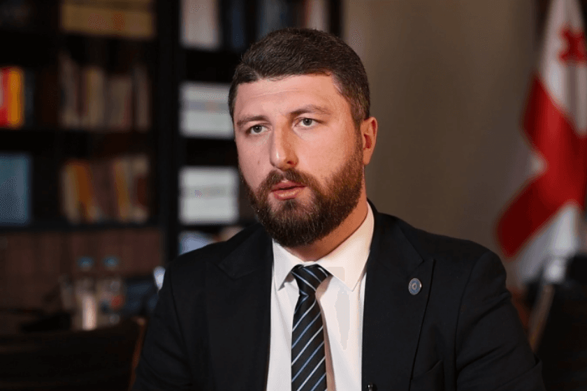 არჩილ გორდულაძე:მიხეილ სააკაშვილი არის ადამიანი, რომელსაც ქორწილში პატარძლობა უნდა, ხოლო გასვენებაში გარდაცვლილი ადამიანის პოზიციაში ყოფნა