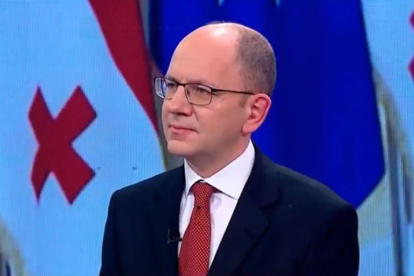 გია აბაშიძე: 14 წელი გავიდა, რაც „ქართული ოცნება“ ხელისუფლებაში მოვიდა. ამ პერიოდში იყო წარმატებები, შეცდომები, მძიმე გადაწყვეტილებები და რთული პერიოდები. მიუხედავად ამისა, ქვეყანამ შეინარჩუნა სუვერენიტეტი, გააგრძელა სახელმწიფოებრივი განვითარება, გაიზარდა ეკონომიკა და განვითარდა ინფრასტრუქტურა და, რაც მთავარია, შენარჩუნდა მშვიდობა და სტაბილურობა