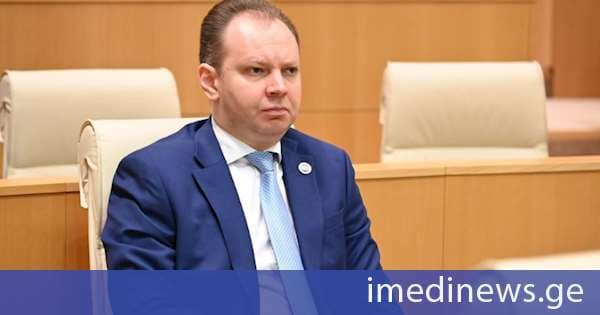 თორნიკე ჭეიშვილი ღარიბაშვილზე: რჩევა იქნებოდა ის, რომ ფსევდო ანალიტიკური საქმიანობიდან მართლაც ცენტრალურ საკითხებზე მოეხდინა მას ყურადღების კონცენტრირება, რადგან საზოგადოებაში კითხვები სავსებით ლეგიტიმურად არსებობს