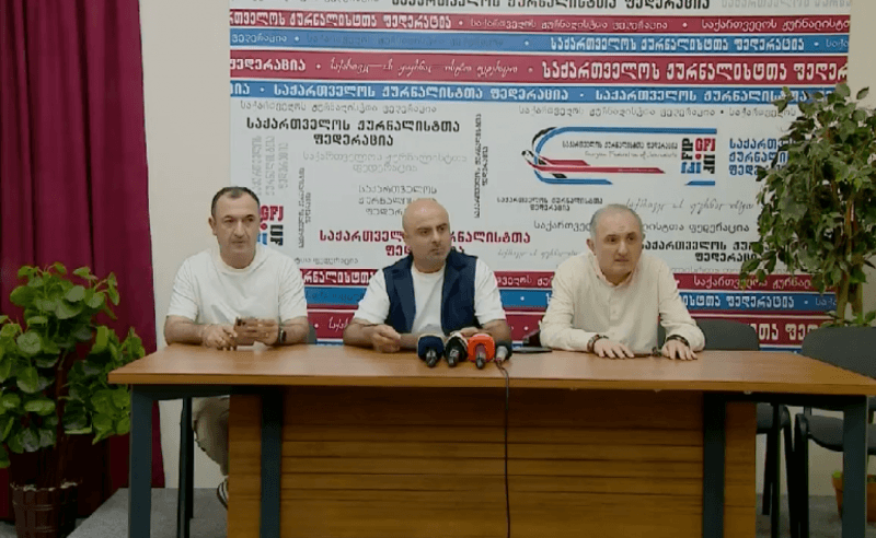 ბათუმის თეატრის დირექტორი, რომელიც სიწმინდეების დაცვის ინიციატივით გამოდის, იესოზე ანეკდოტის გამო კრიტიკის სამიზნე გახდა