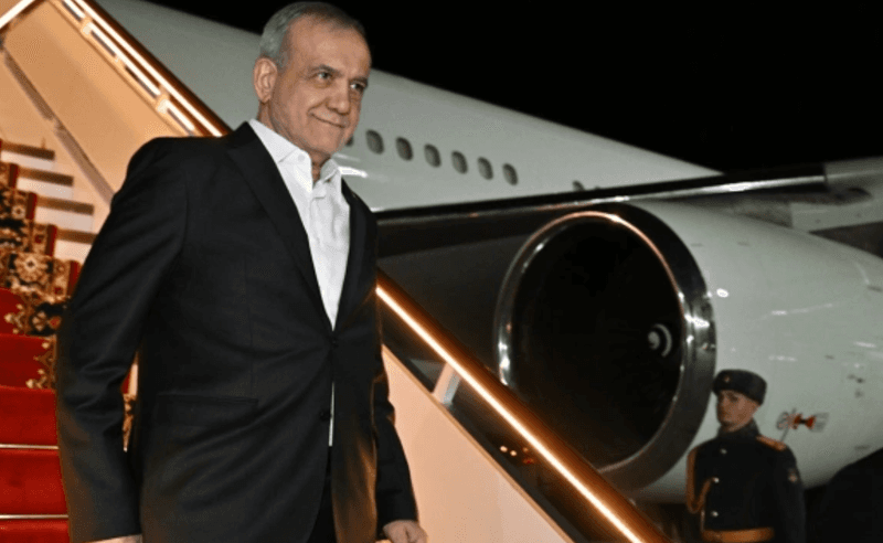 ირანის პრეზიდენტი მოსკოვში ჩავიდა