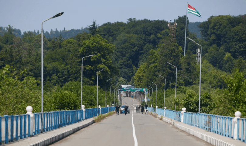 კობახიძემ ოკუპირებულ აფხაზეთში საწვავის მიწოდება დაადასტურა