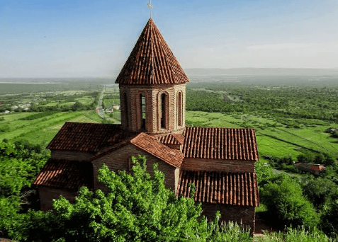 ქურმუხის ტაძარზე საპატრიარქოს განცხადებას აზერბაიჯანის საგარეო გამოეხმაურა