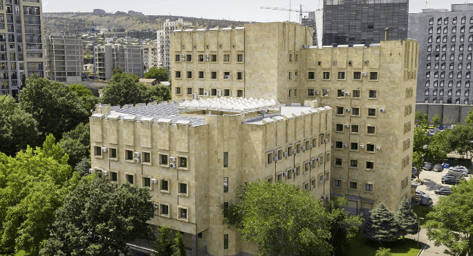 პენიტენციურის თანამშრომლების ფიზიკური შეურაცხყოფისთვის 3 მსჯავრდებულს ბრალდება წარედგინა