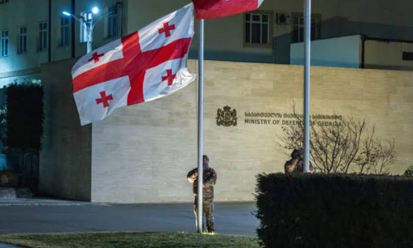 ერთ-ერთ სამხედრო ბაზაზე ჯარისკაცმა ცეცხლსასროლი იარაღით თვითდაზიანება მიიყენა
