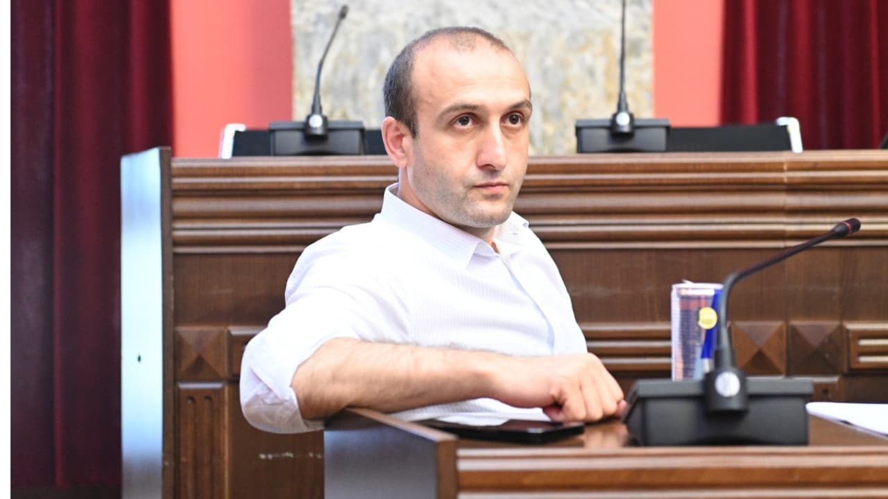 იაგო ხვიჩია: პოდკასტში ნათქვამი სიტყვისთვის ღალატის მუხლით დაჭერა უპრეცედენტოა, ბარამიძე პოლიტპატიმარია