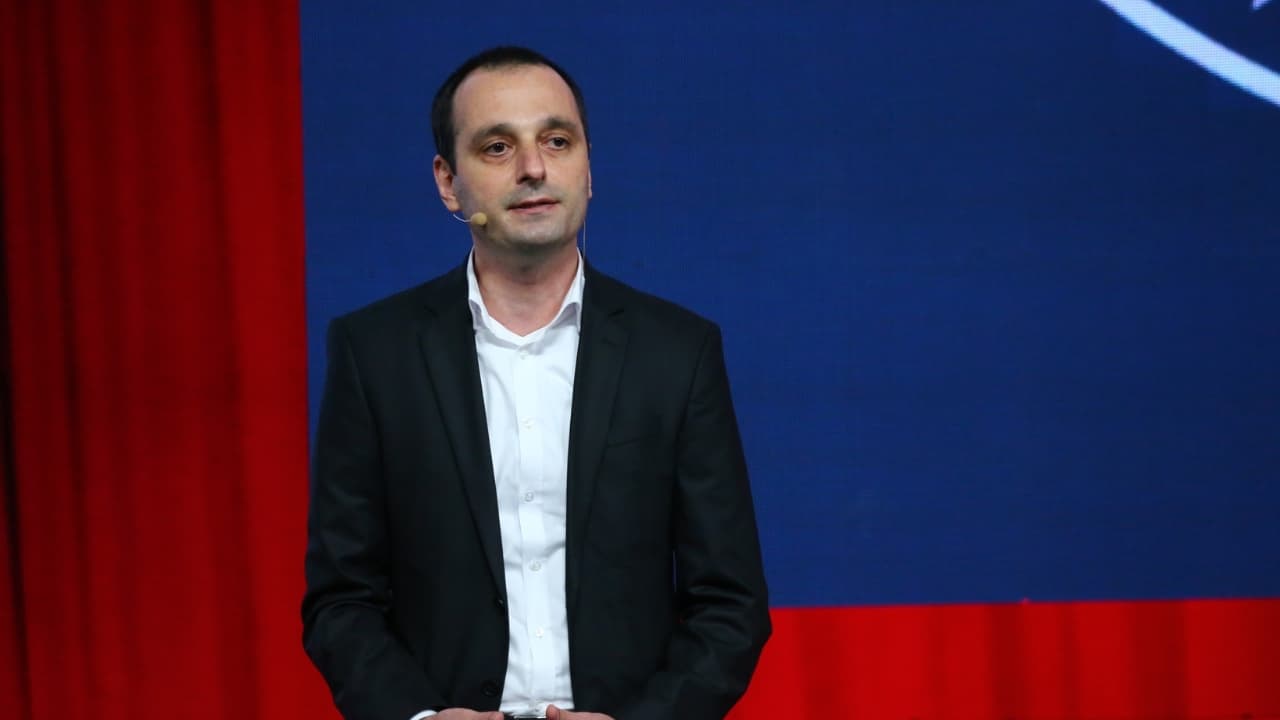 კალაძე ვირეშმაკობს რიყის ტერიტორიის განვითარებასთან დაკავშირებით - აბესაძე - Netgazeti