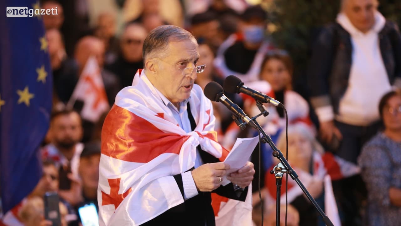 „ჩემს ადგილს ვხედავ ან რუსთაველზე, ან ციხეში“ — პაატა ბურჭულაძის საბოლოო სიტყვა სასამართლოში - Netgazeti