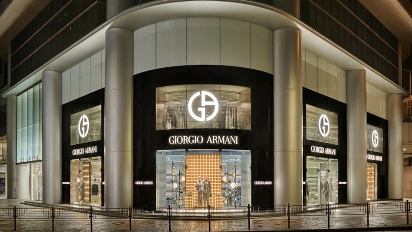 Armani-ს 15%-იანი წილი L'Oreal-ს, LVMH-სა და EssilorLuxottica-ს შორის გაიყოფა