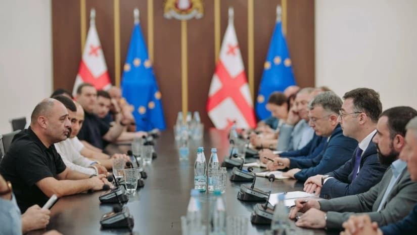 დავით სონღულაშვილი მეფრინველე ფერმერებსა და ექსპორტიორებს შეხვდა|რა განიხილეს?
