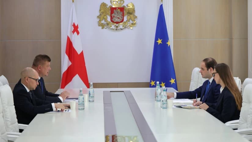 მთავრობის ადმინისტრაციის უფროსი ბელარუსის ელჩს შეხვდა - რაზე ისაუბრეს?