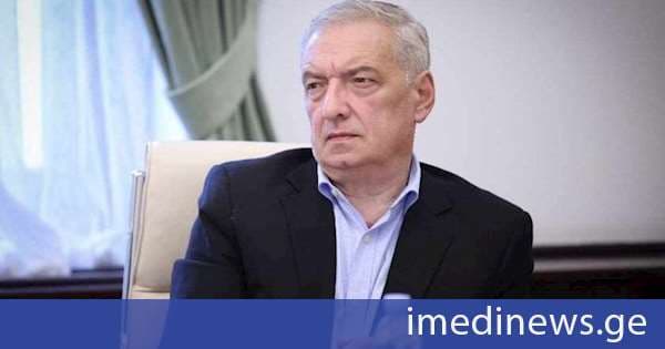 გიორგი ვოლსკი ევრობიუროკრატებზე: არ ემორჩილები - რას არ ვემორჩილები? გეუბნები, არ შემოიტანო შავი ფული, არ დააფინანსო რევოლუცია. ნუ გადადგამ ისეთ ნაბიჯს, რომ ახალგაზრდა დაუპირისპირდეს კანონს და შესაბამისად, მოხვდეს განსასჯელთა სკამზე