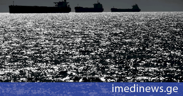 Reuters: სტარმერის მუქარის მიუხედავად, ბრიტანეთი რუსულ გემებს არ აკავებს