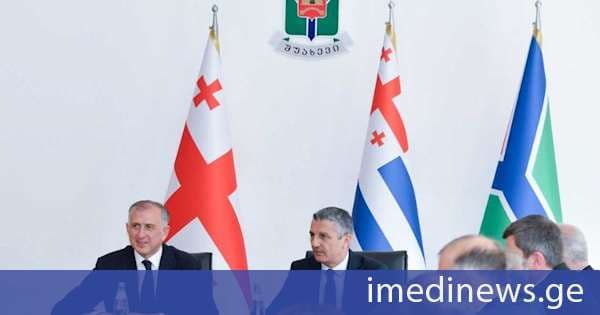 ზურაბ პატარაძემ შუახევის მუნიციპალიტეტში სამუშაო შეხვედრა გამართა
