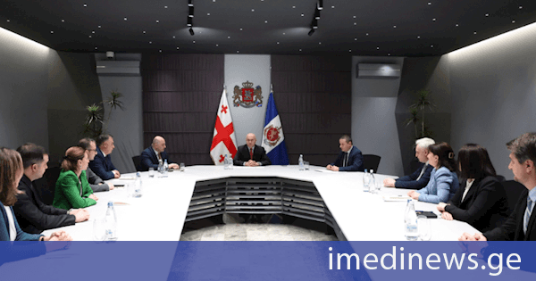 შინაგან საქმეთა მინისტრმა სტრუქტურული ქვედანაყოფების ხელმძღვანელ პირებთან სამუშაო შეხვედრები გამართა