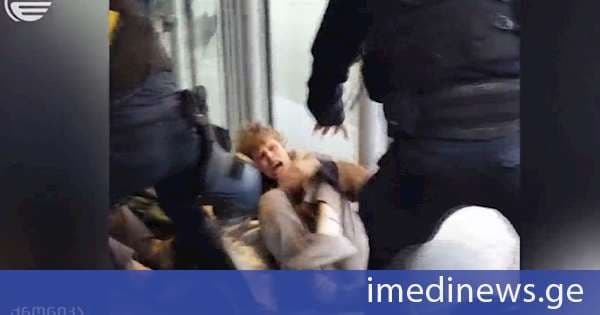 ხელკეტები, სპეცსაშუალებები, ძაღლები, ნაცემი მოქალაქეები, ჟურნალისტები - კადრებს კოპენჰაგენიდან მწვავე გამოხმაურება მოჰყვა. „ქრონიკის“ სიუჟეტი