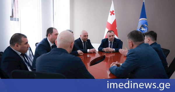 ფინანსთა სამინისტროს საგამოძიებო სამსახურის უფროსმა ლევან ხარაბაძემ იმერეთსა და ზუგდიდში თანამშრომლებთან სამუშაო შეხვედრები გამართა