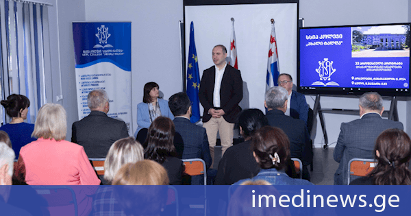 გივი მიქანაძე ხულოში კოლეჯ „ახალი ტალღის“ თანამშრომლებს შეხვდა