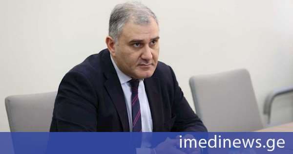 სარჯველაძე დიუშენის პრეპარატებზე: ახლა ვიმყოფები მსოფლიო ჯანდაცვის ასამბლეაზე, სადაც ძალიან ბევრ ქვეყანასთან მოგვიწია შეხვედრა. პრაქტიკულად არავის მსოფლიოში დღეს არ აქვს რეალური პასუხი - უკლებლივ ყველა არის ამ ძიების პროცესში