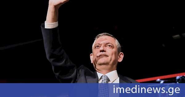 The Guardian: თურქეთის სასამართლომ მიიღო გადაწყვეტილება, რომლითაც მთავარი ოპოზიციური პარტიის ხელმძღვანელი თანამდებობიდან გადააყენა