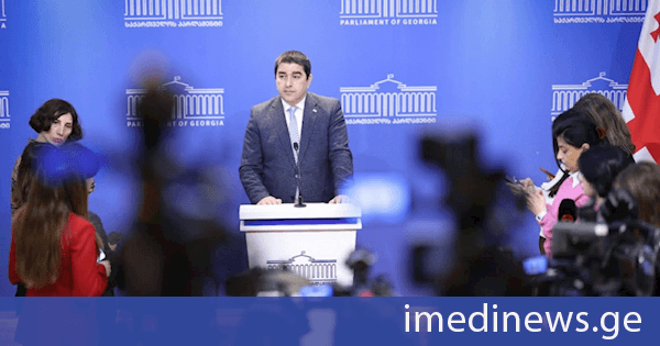 შალვა პაპუაშვილი: ამ ურთიერთობის დაზიანებაში ჩვენი წვლილი არის ნული. ამიტომ თუ უკრაინის ხელისუფლებას აქვს მზაობა, რომ სათანადო დასკვნები გამოიტანოს იმასთან დაკავშირებით, თუ რა არ იყო სწორი ამ ურთიერთობებში და რა უნდა გამოსწორდეს, ამას მხოლოდ მივესალმებით