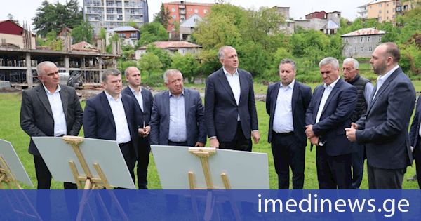 ზურაბ პატარაძემ ხულოს მუნიციპალიტეტში მიმდინარე სპორტული ინფრასტრუქტურული პროექტები დაათვალიერა