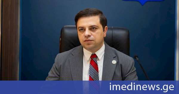 ცოტნე ანანიძე: აჭარის უმაღლესმა საბჭომ, მინურ პაქსაძის უფლებამოსილების ცნობას 12 ხმით მხარი დაუჭირა
