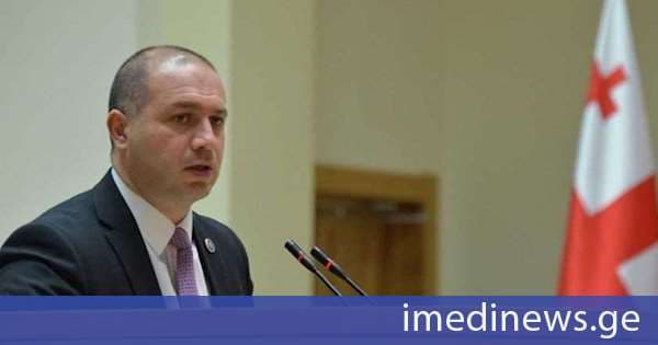 28 მაისს, პარლამენტი პლენარულ სხდომაზე, ინტერპელაციის წესით საქართველოს განათლების, მეცნიერებისა და ახალგაზრდობის მინისტრს, გივი მიქანაძეს მოუსმენს