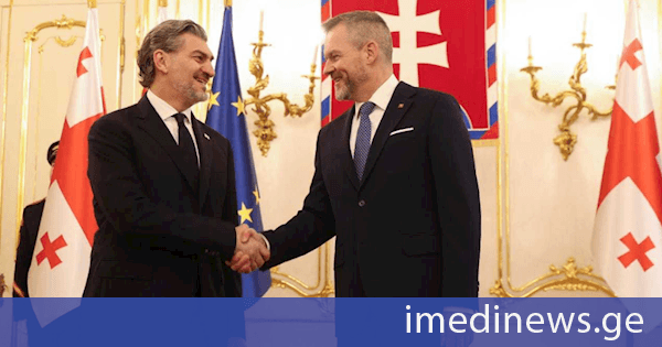 საქართველოს პრეზიდენტ მიხეილ ყაველაშვილს სლოვაკეთის რესპუბლიკის პრეზიდენტი პეტერ პელეგრინი დამოუკიდებლობის დღეს ულოცავს