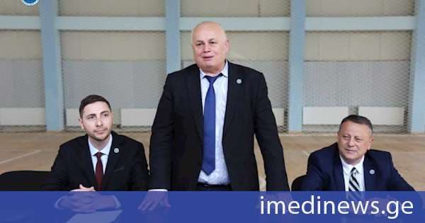 პროკურატურის თანამშრომელთა პროფესიული დღისადმი მიძღვნილი კვირეულის ფარგლებში, ხელვაჩაურის რაიონული პროკურატურის წარმომადგენლებმა ქედის მუნიციპალიტეტის მოსახლეობასთან საინფორმაციო შეხვედრა გამართეს