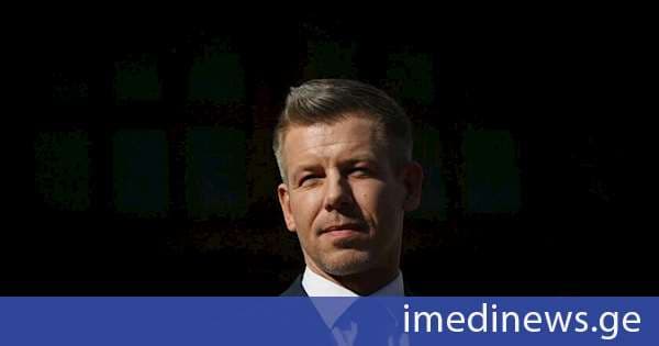 პეტერ მადიარი ქვეყნის კონსტიტუციის შეცვლით დაიმუქრა, რათა პრეზიდენტი ტამაშ შუიოკი თანამდებობიდან გადააყენოს