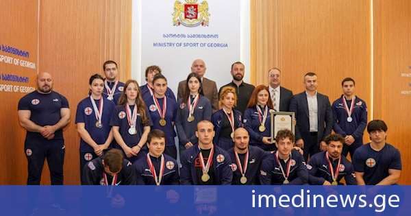 სპორტის მინისტრმა საქართველოს ათლეტიზმის ნაკრებს კლასიკურ წოლჭიმში მსოფლიოს ჩემპიონატზე მიღწეული წარმატება მიულოცა